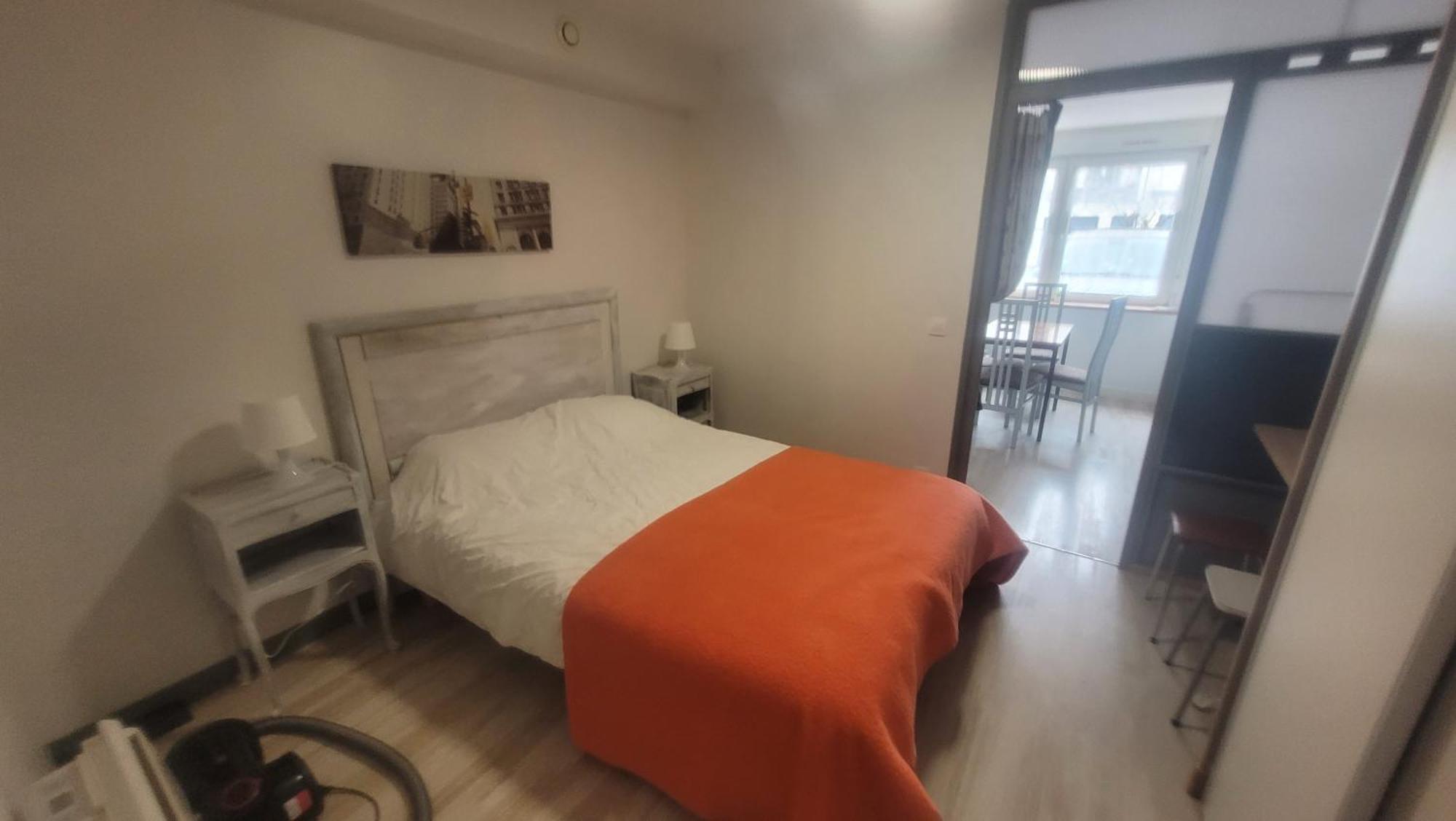 Charmant Appartement Charency-Vezin Экстерьер фото